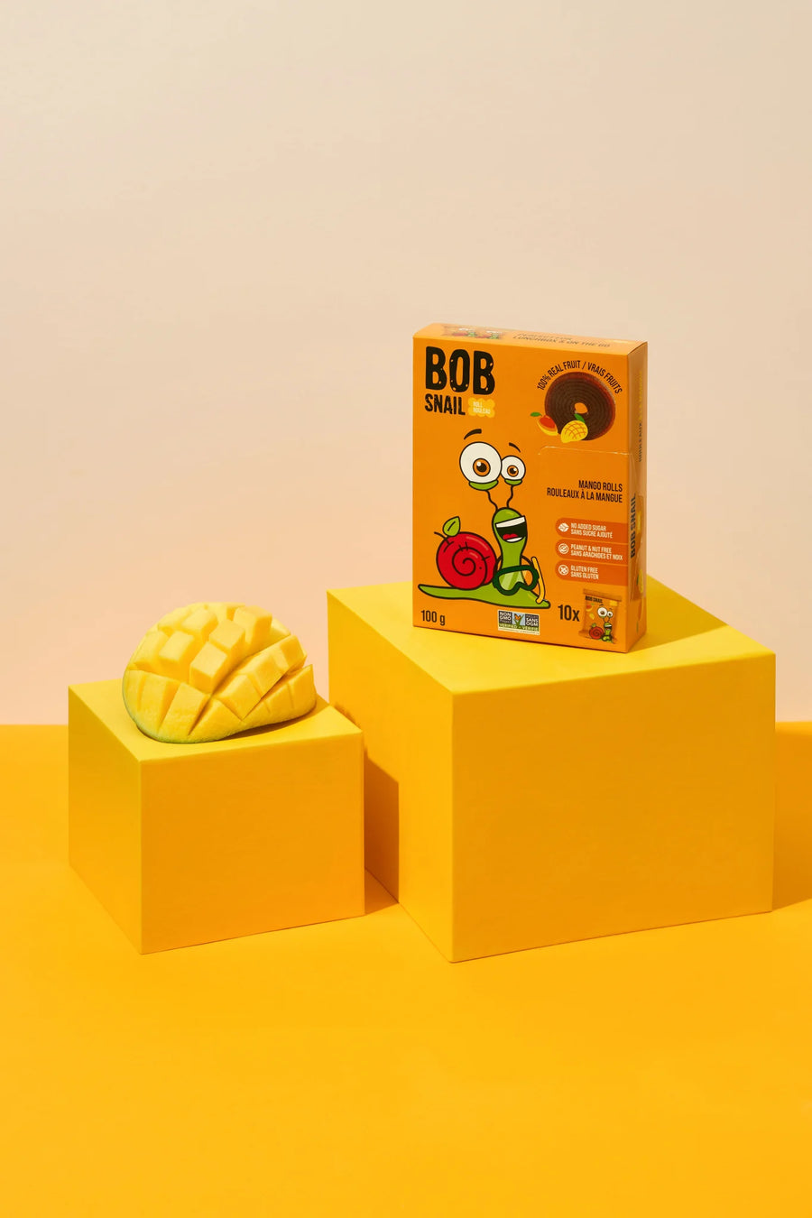 Lunchbox with Bob Snail fruit snacks